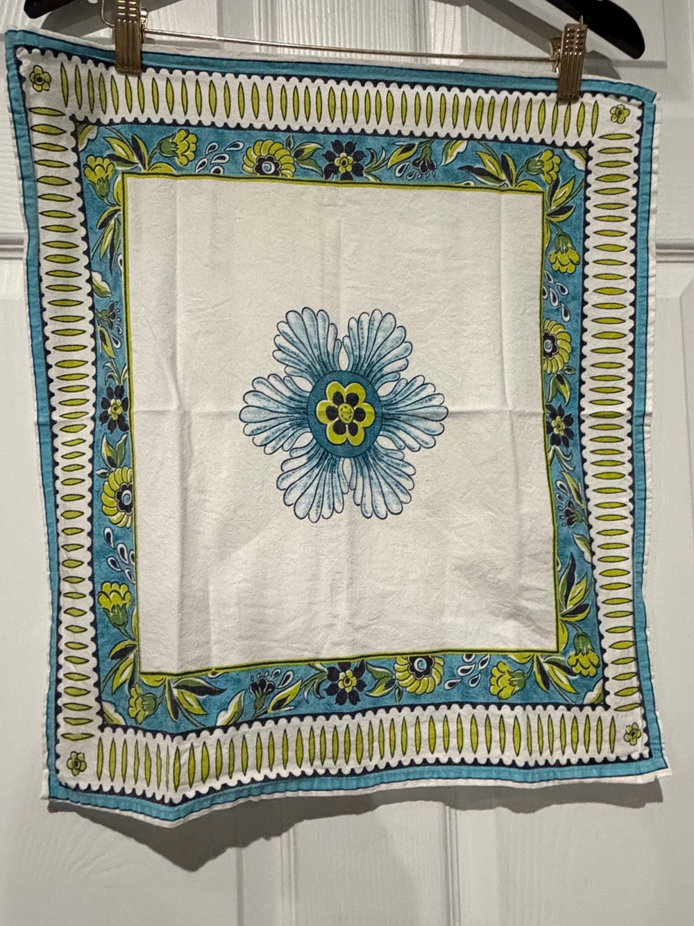(4) Floral Blue & Green Cotton Dinner Napkins - Home Dining 20”X20”.